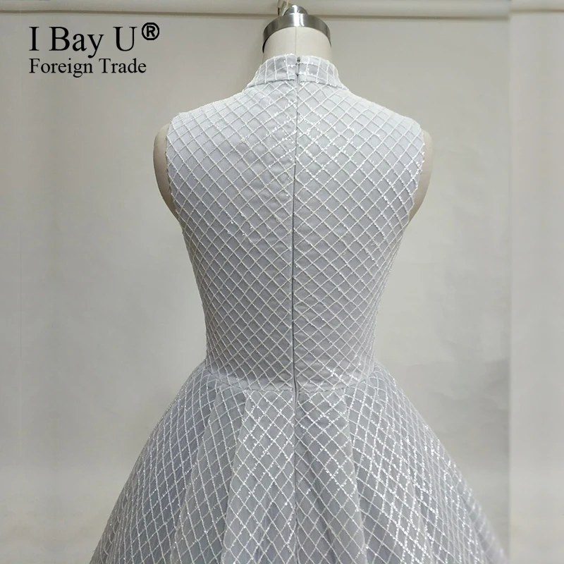 Женское длинное вечернее платье роскошное цвета слоновой кости с кружевом и