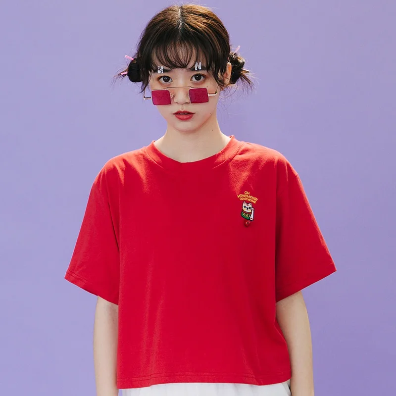 2018 Летняя женская футболка короткая красный белый женский оригинальный дизайн