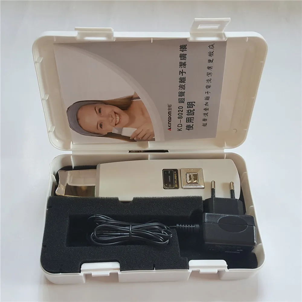 Многофункциональный перезаряжаемый портативный аппарат для ухода за кожей лица