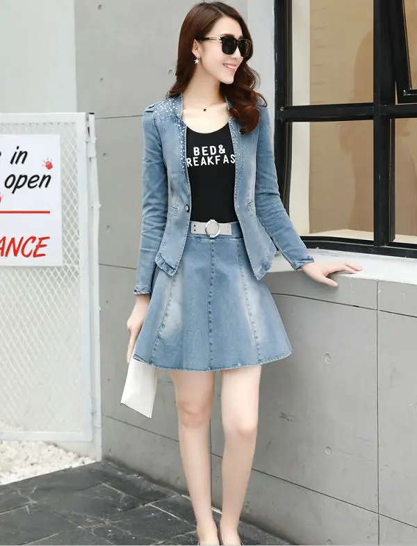 Женский джинсовый костюм двойка модная популярная мини юбка в Корейском стиле