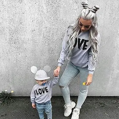 Одинаковые комплекты для семьи толстовка с капюшоном мамы и дочки зимняя одежда