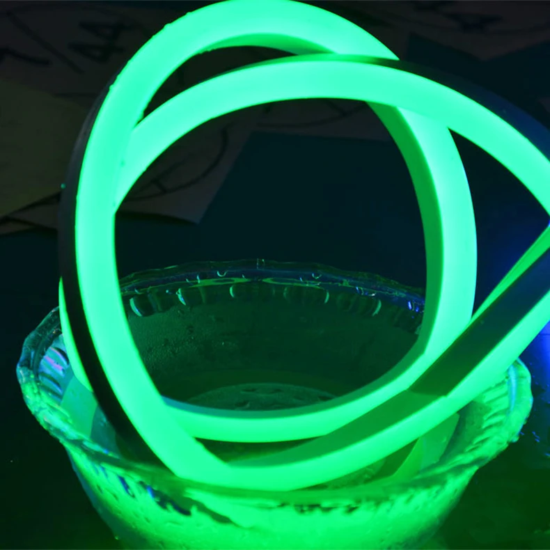Светодиодный неоновый светильник RGB большой размер 14х26 мм IP67 водонепроницаемый