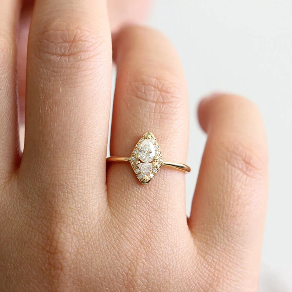 Триллион Cut 2 шт 4x4 мм 0.5CTW Moissanite lab Diamond Solitaire Обручальное кольцо Твердое 14K желтое