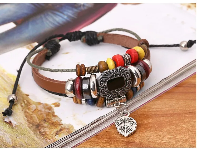 В едином положении во время занятий легкой атлетикой новые Брендовые женские