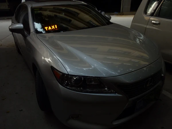 Дневные ходовые огни для автомобиля такси светодиодный сигнал такси Автомобильный свет пользовательский дизайн противотуманный свет красный/синий/белый/желтый/зеленый