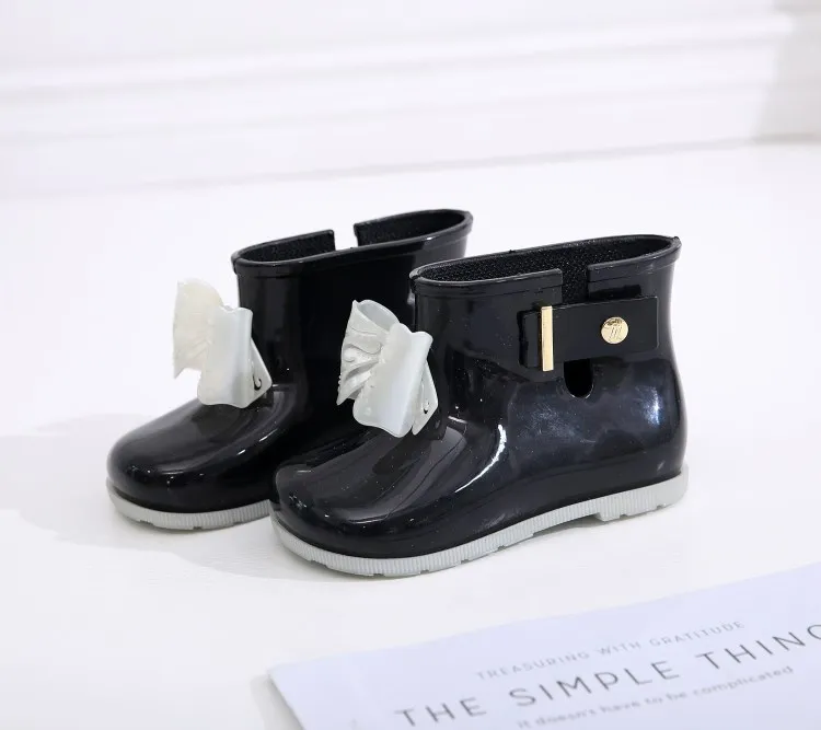 Оригинальные непромокаемые резиновые сапоги для девочек Mini Melissa с бантом