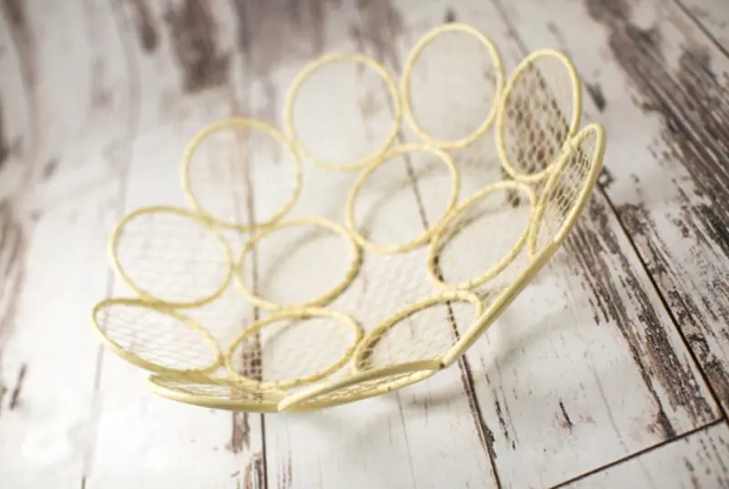 

Chic Newborn Basket Baby Nest Photography Props,High Quality Iron Baby Seats Flower Pattern,Baby Posing Prop,#P0282