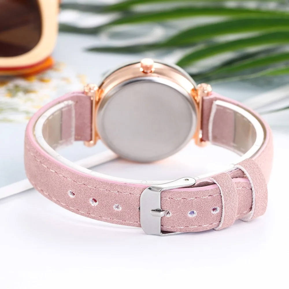 Модные женские часы с кристаллами розовые циферблатом звездного неба кожаные