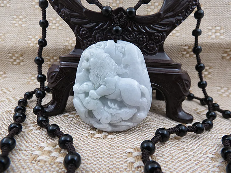 

Pure manual polishing carved lions and deer pendant tie-in black bead necklace charm men's and women's style