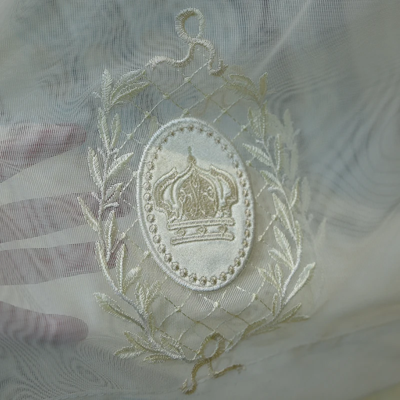 

Custom curtains Luxury villa luxury European style Thicker velvet chenille embroidery cloth blackout curtain valance tulle E892