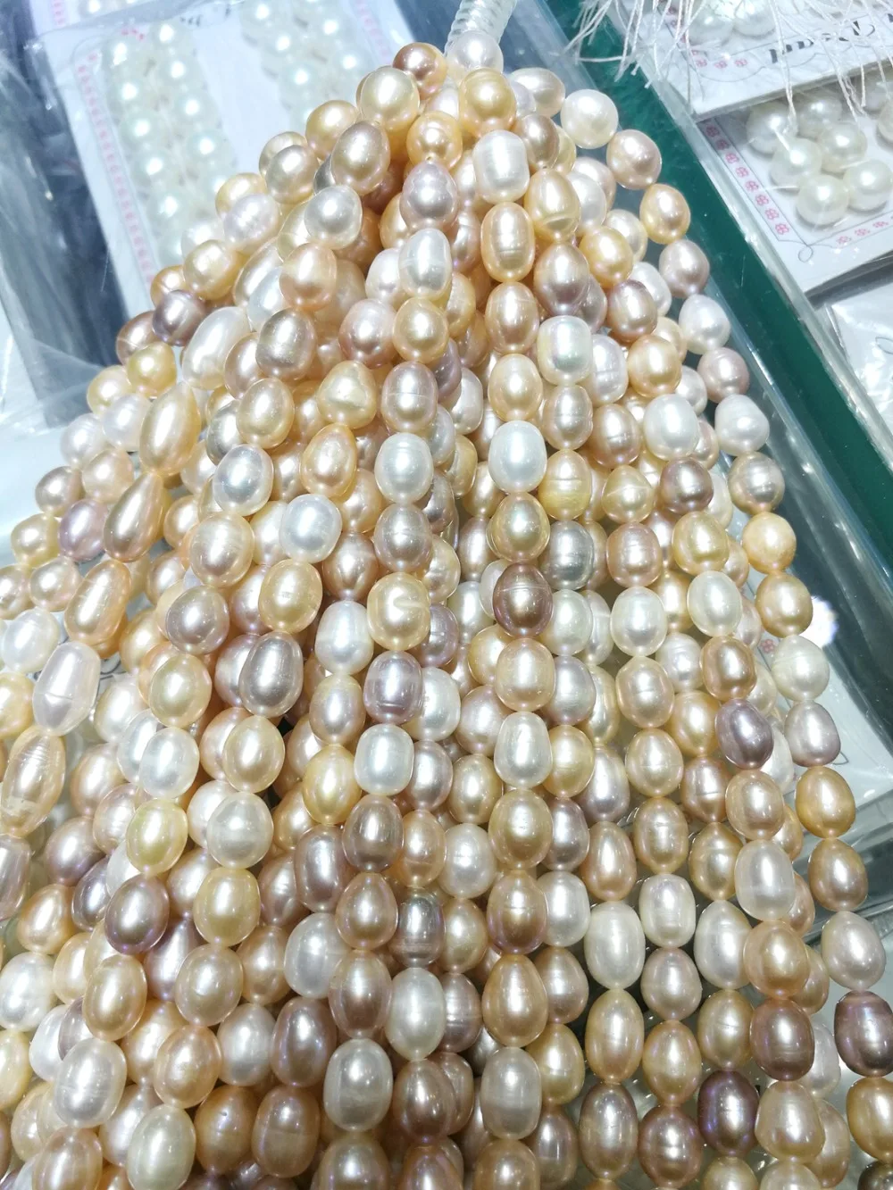 

Real Natural Freshwater pearl 8-9MM white pink purple pearl mixed oval pearl Loose Beads one strands 35cm 15'' DIY gift