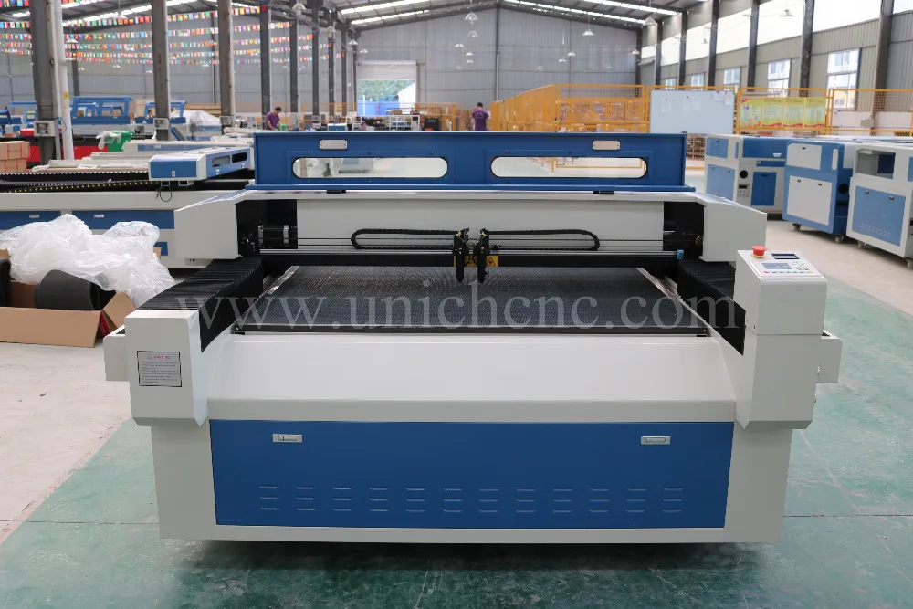 Лазерный режущий станок с ЧПУ двумя головками для неметаллических/co2 труб 100 Вт