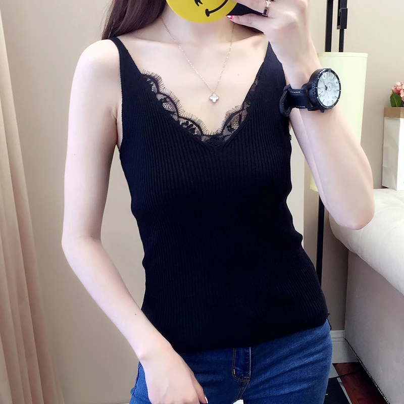 Майка женская кружевная с треугольным вырезом | Женская одежда