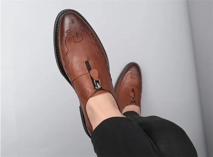 

Business bullock carved flat shoes slip on shoes round toe slip-on all match dress casual shoes Autumn men
