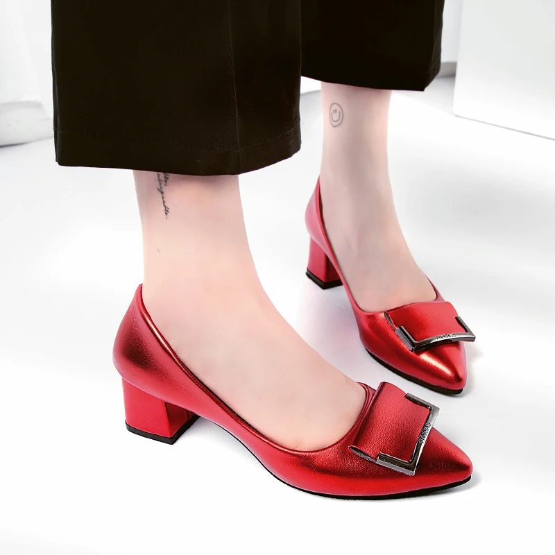 Модные туфли-лодочки с острым носком и бантом Обувь на среднем квадратном