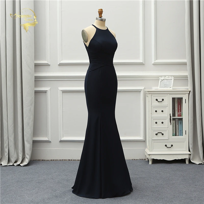 Женское длинное вечернее платье с лямкой на шее и открытой спиной|Вечерние