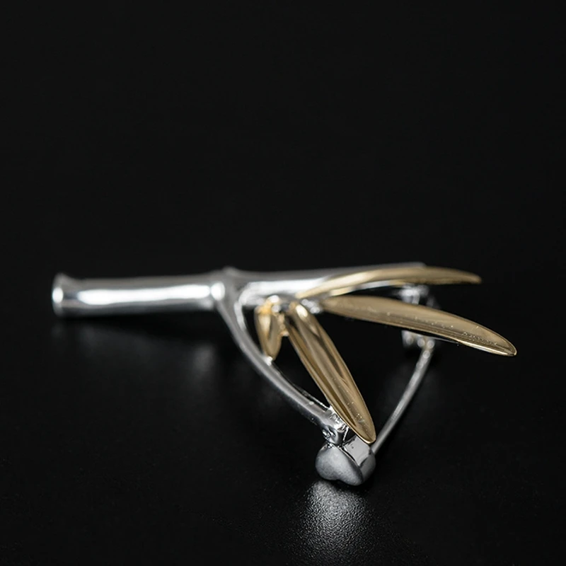 Брошка из бамбукового серебра 925 пробы с цветным разделением простая элегантная