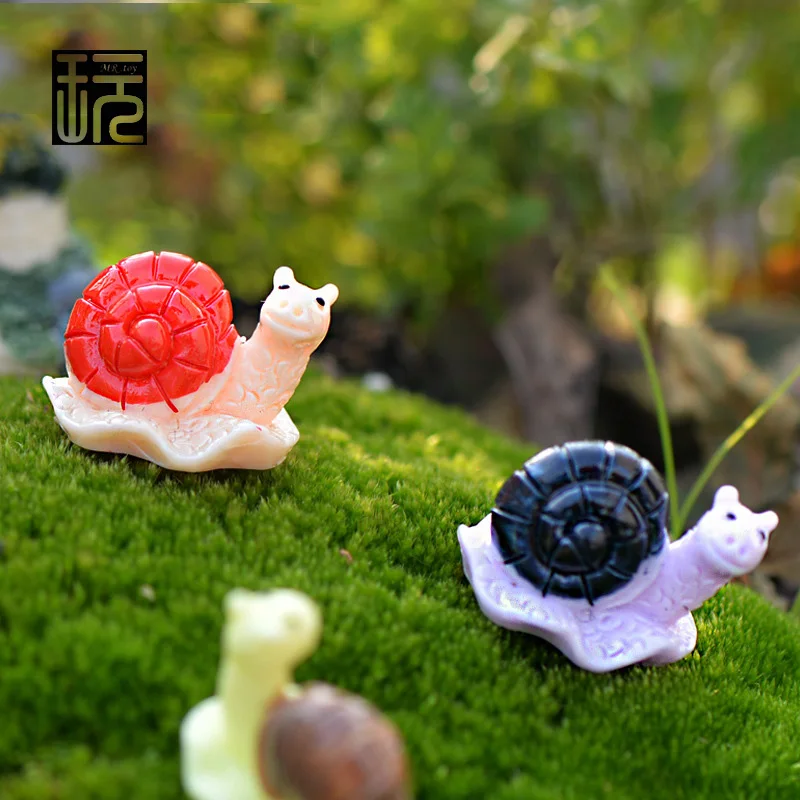 Маленькие красные/выдутые/черные улитки из смолы сказочные миниатюрные садовые