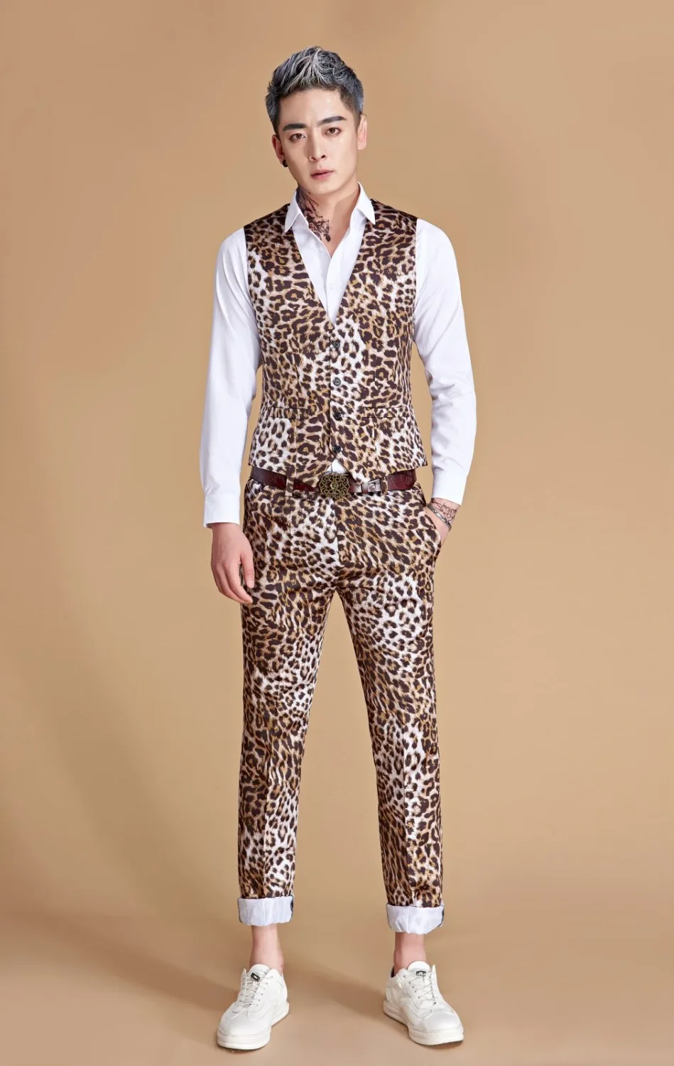 

PYJTRL New M-5XL Tide Men Fashion Leopard Print Vest Suits For Men Stage Singer Bar DJ Latest Vest Pant Designs Slim Fit Suit