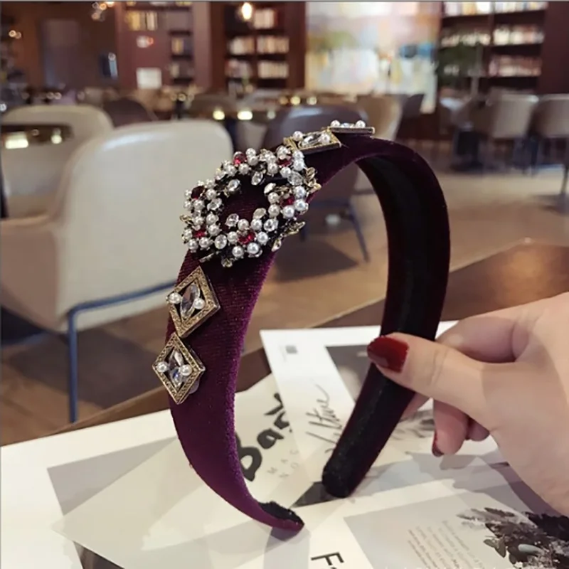 

Women Wide-edged Hair Hoop New Korean Headband Retro Velvet Pearl Headbands for Girls High Grades Hair Accessories