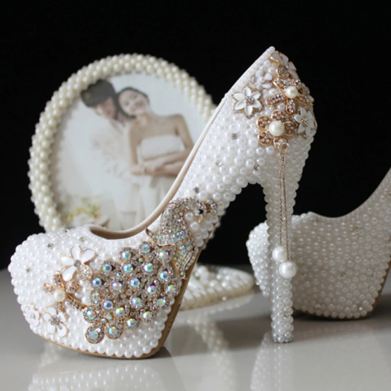 Модная свадебная обувь из натуральной кожи со стразами 2018 свадебные туфли на