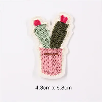 1pcs Mix Cactus Patch for Clothing Iron on Embroidered Sew Applique Cute Patch Fabric Badge Garment DIY Apparel Accessories 121 - Цвет: 54O