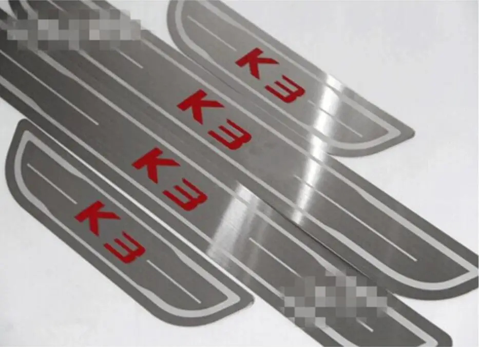 Накладка на пороги для Kia K3 нержавеющая сталь очень тонкая красивая Стайлинг