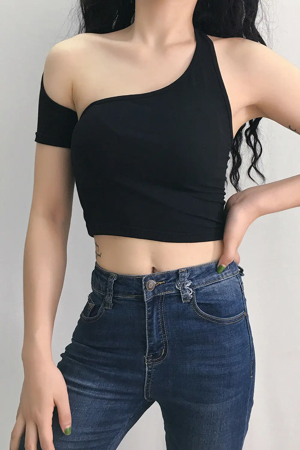 Женский летний топ с открытыми плечами однотонная блузка без рукавов