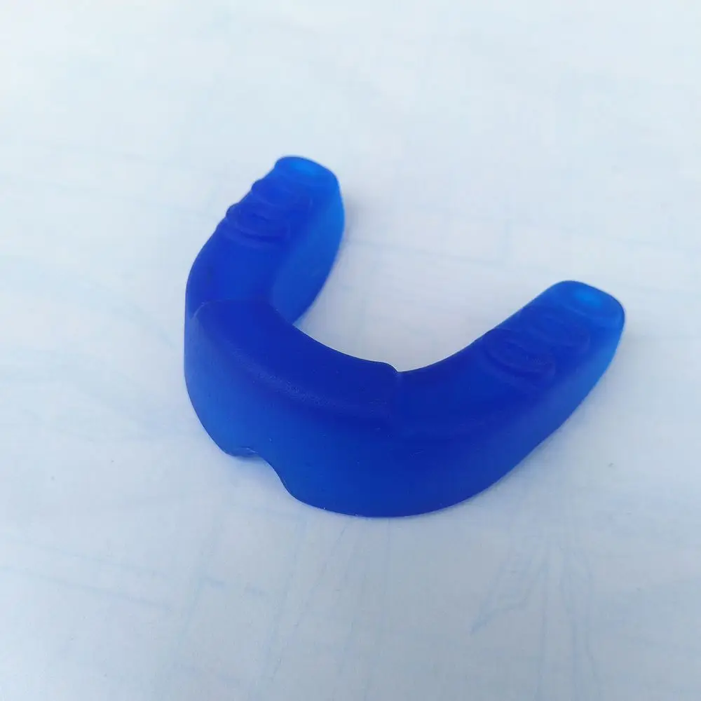 blue Новинка 1 шт. красочные спортивные рот guard капы для зубов защита для единоборств тайский бокс Баскетбол безопасность зубы протектор Лидер продаж - Цвет: blue