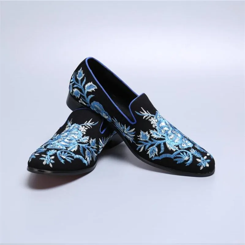 

Men's Driving Shoes 2019 Men Genuine LeatherEmbroidery Wedding Loafers Shoes Fashion Breathable Moccasins social Flats Shoes