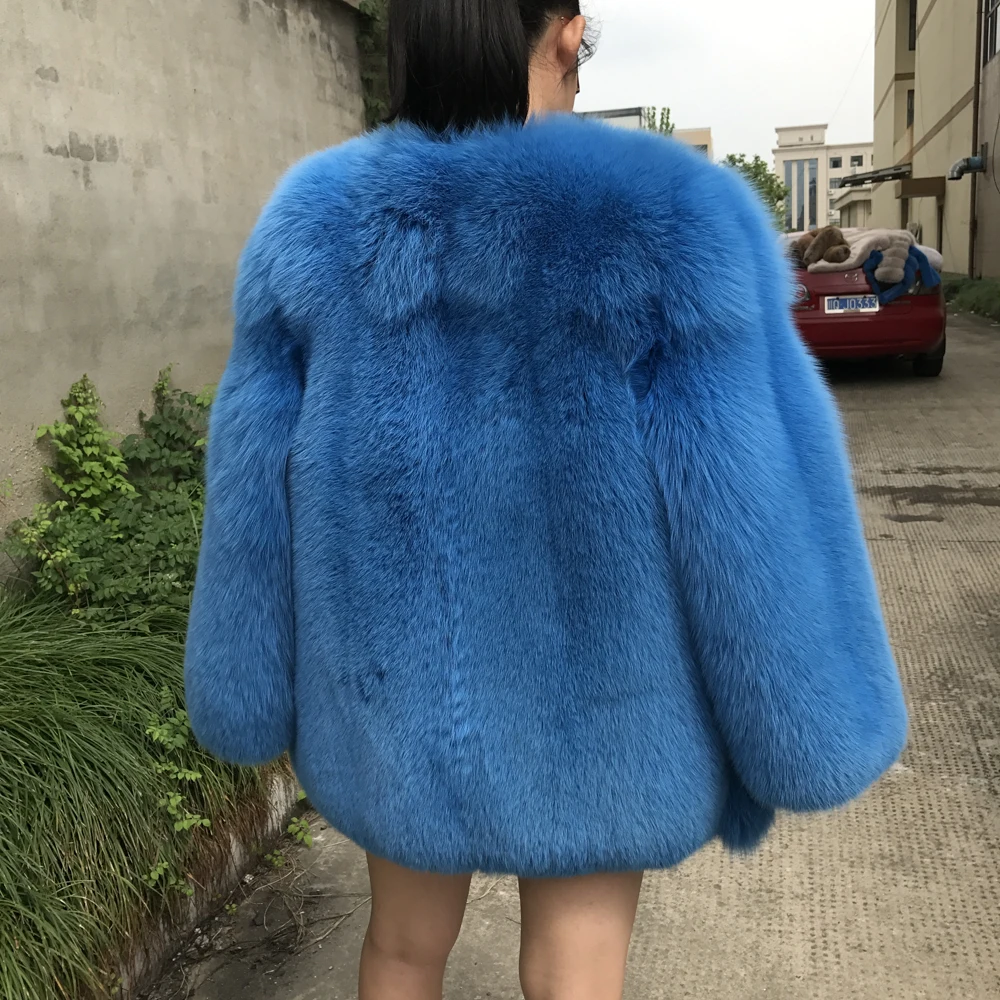 Дамская натуральным лисьим мехом пальто Для женщин зимняя куртка полным ходом