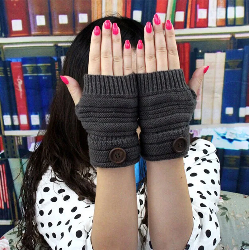 Женские и мужские перчатки ручной работы теплые зимние без пальцев вязаные