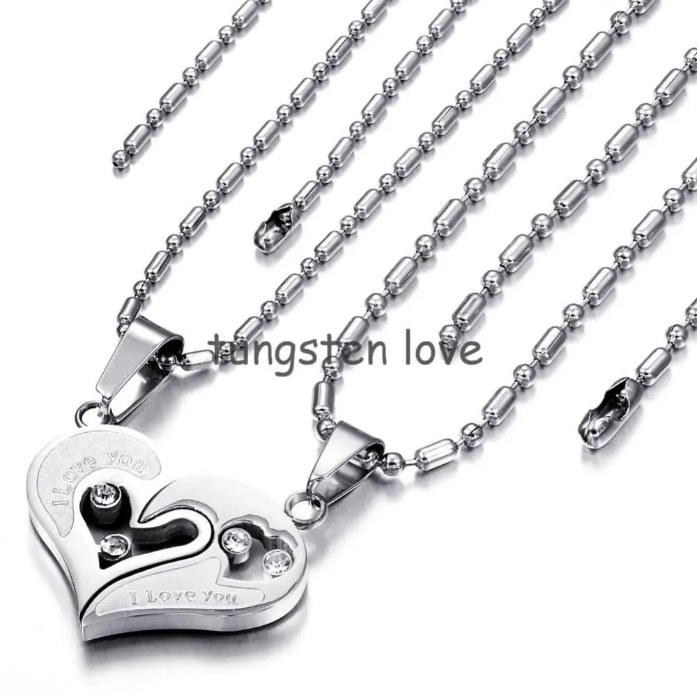 Модный корейский кулон Цепочки и ожерелья с лазерной гравировки I Love You Matching Hearts CZ Кристалл Комплект ожерелий для пар 316L Нержавеющая сталь 1 пара