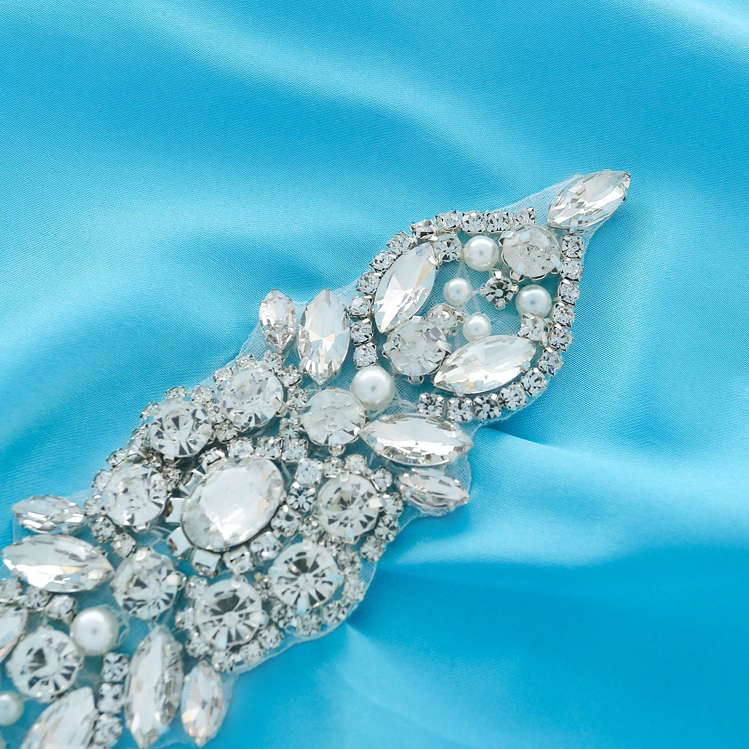 Модные свадебные платья ручной работы с кристаллами и жемчугом Золотая