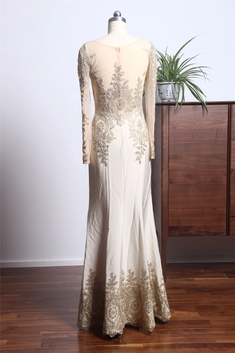 2018 Newest Arabic Long Evening Dresses Sheer Sleeve Lace Appliqued Mermaid Prom Party Gowns | Свадьбы и торжества