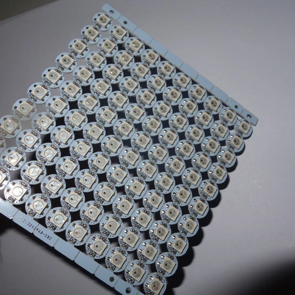 

addressable SK6812-RGB led with heatsink(10mm*3mm);DC5V input;5050 SMD RGB with SK6812 IC built inside