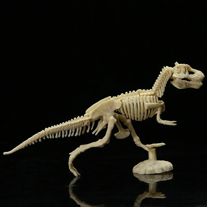 Trolltech Archaeological Creative DIY Archaeological Excavation Toy Assembled Version Reproduces Dinosaur Fossil Model Toys - Цвет: 17x9cm