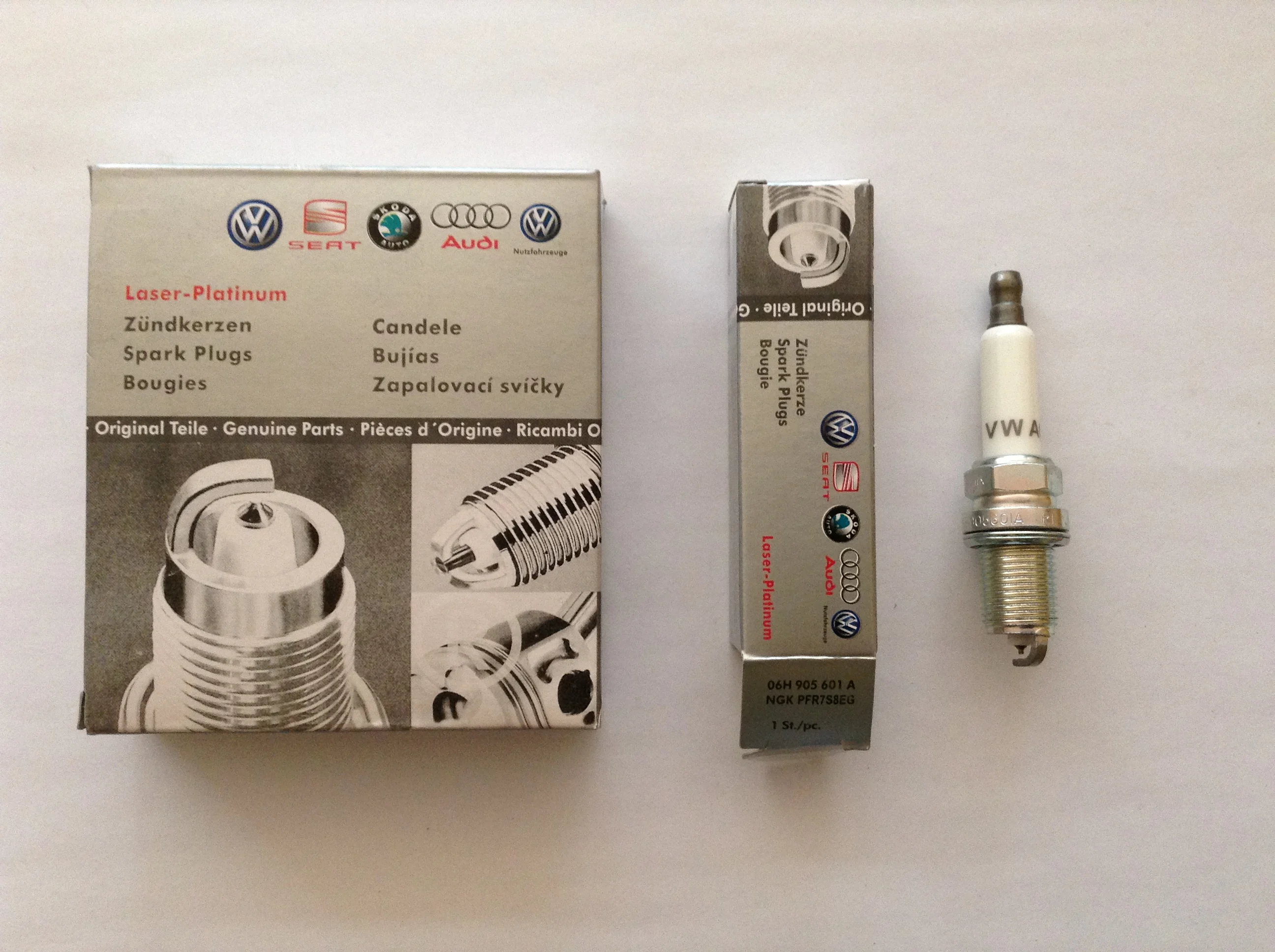 Иридиум Свеча Зажигания Для Audi A3 A4 A5 A6 Q5 R8 S4 S5 S6 TT Volkswagen VW 06 H 905 601A PFR7S8EG|plug|plug sparkplug 1/4 |