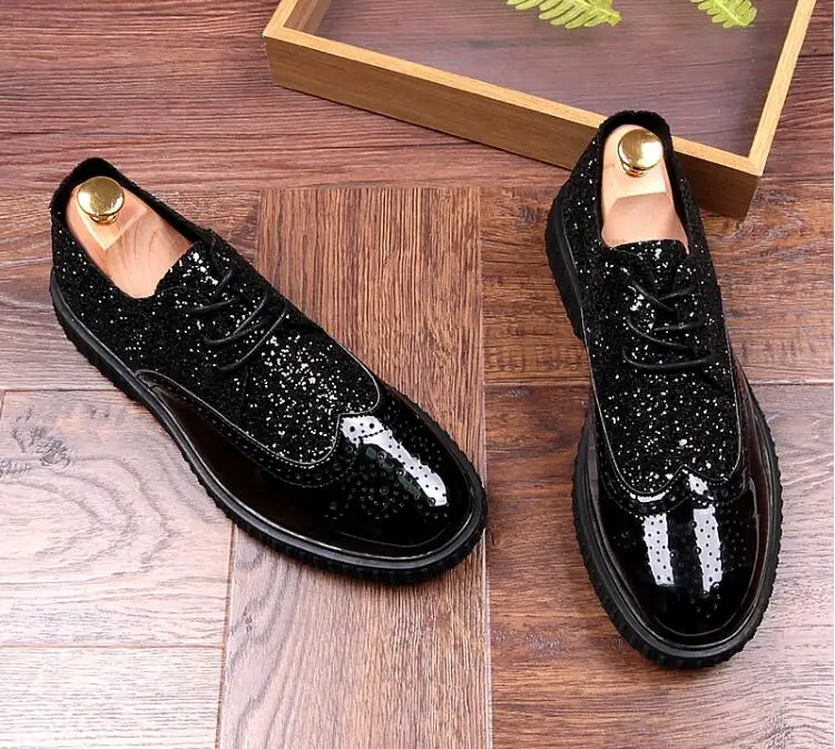 Мужская обувь светильник повседневная кожаная с круглым носком резные плотно