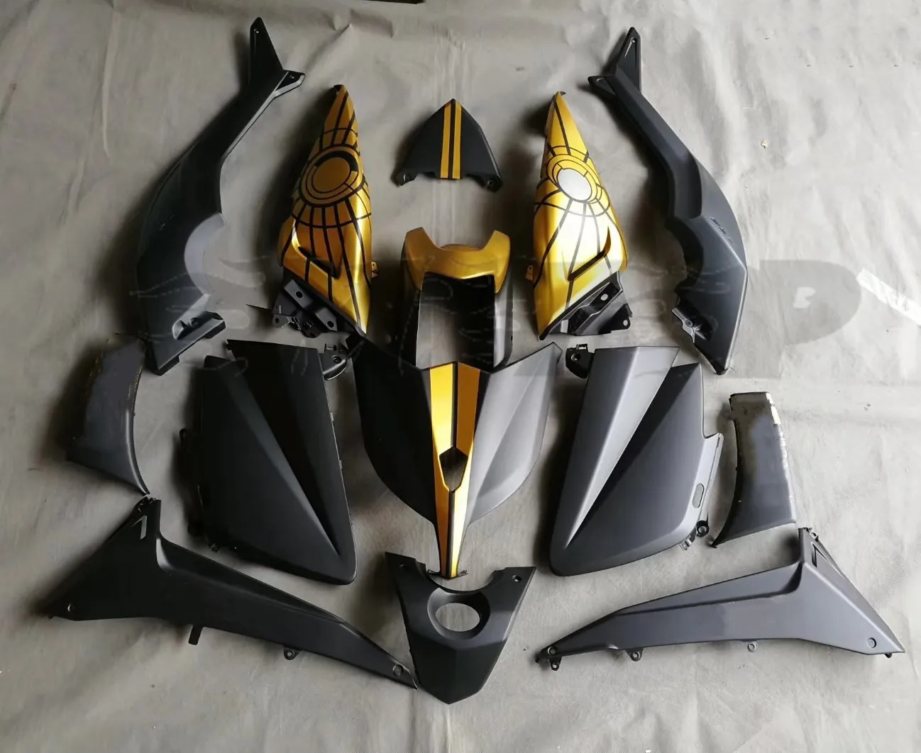 Мотоцикл АБС Кузов обтекатель комплект для Yamaha TMAX530 T MAX t-max 530 2013 2012 12-14 литья под давлением матовый черный и золотой