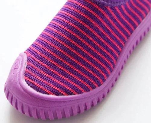 Детские кроссовки из ткани flyknit; спортивная обувь; детские товары; теннисная обувь; слипоны; детская обувь; полоски для девочек и мальчиков; дышащая обувь