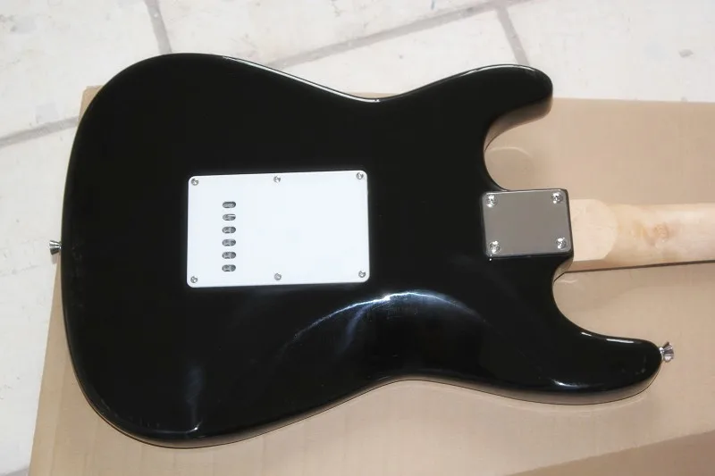 ST special electric guitar day black and blue color optional. | Спорт и развлечения