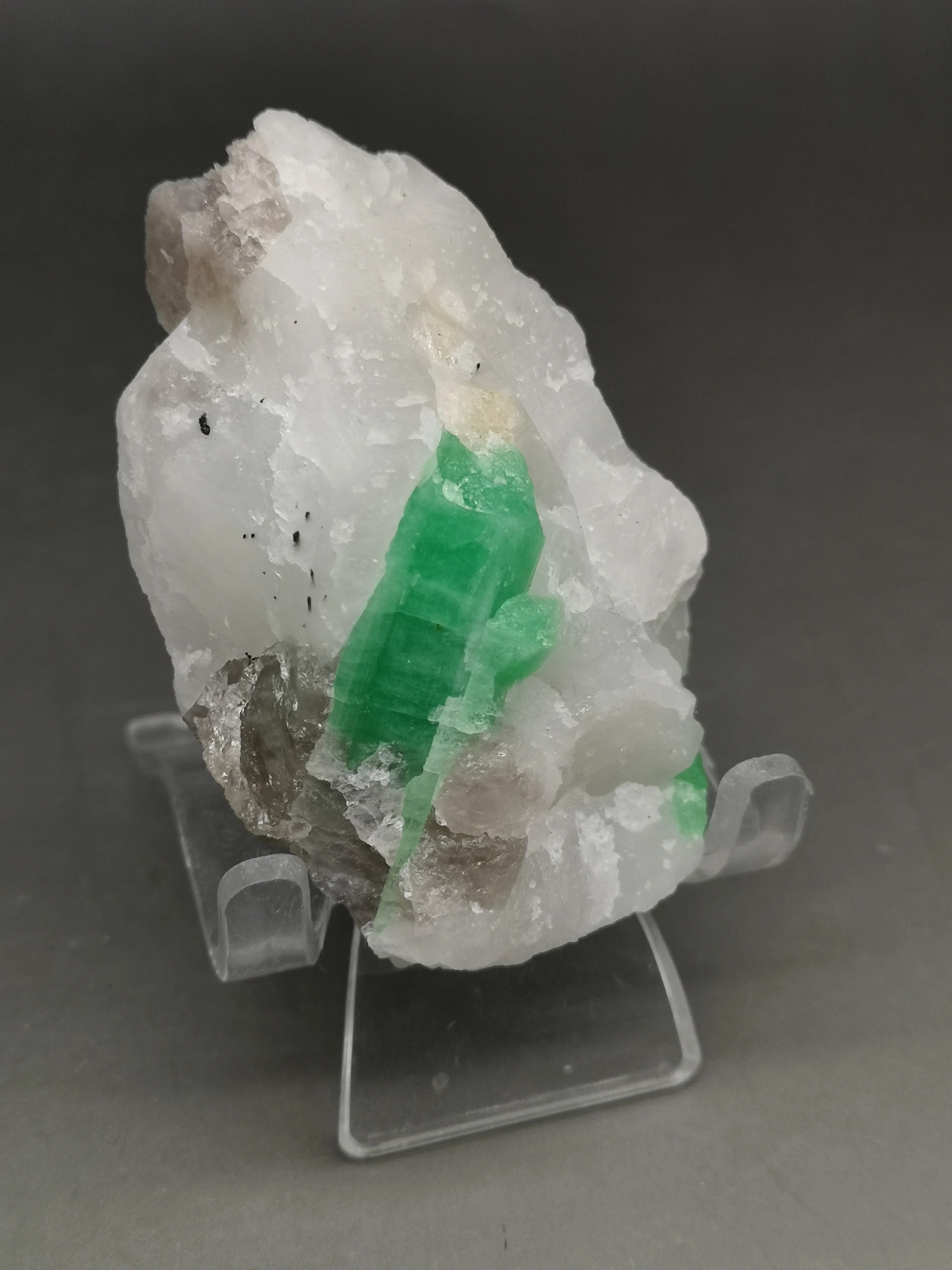 Большая! Натуральные изумрудные минеральные образцы из Китая|Камни| |