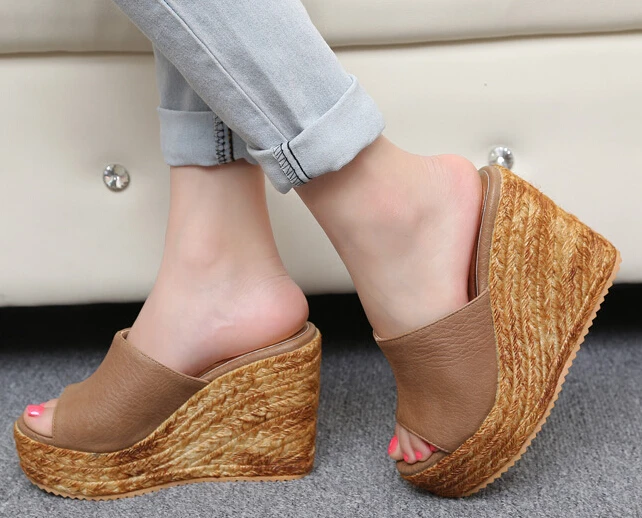 Сандалии женские пляжные на платформе Босоножки с открытым носком танкетка