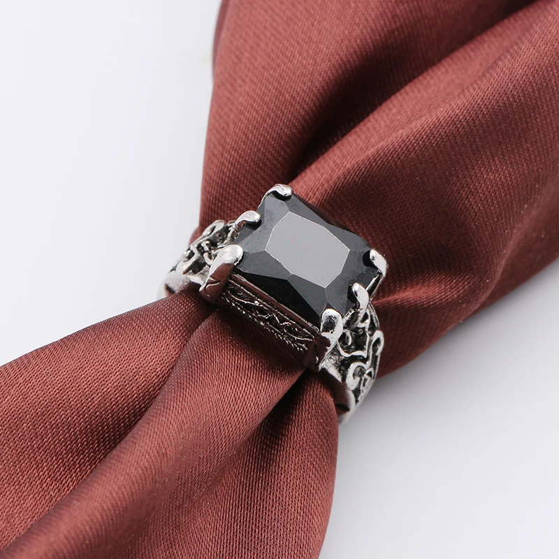 Солдат человек кольцо панк Рок Винтаж черный драгоценный камень крест палец