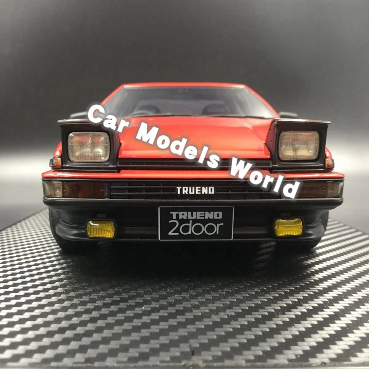 Полимерная модель автомобиля для IG-параметры модели: Рост-Sprinter Trueno(AE86) 2-дверный GT 1:18(красный)+ маленький подарок