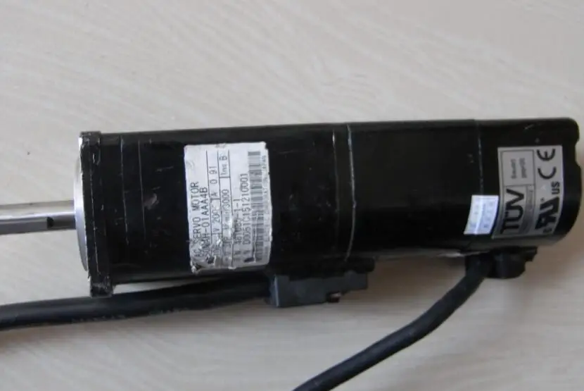 

Servo motor SGMAH-02A4A21 , Used one , 90% appearance new , 3 months warranty , fastly shipping