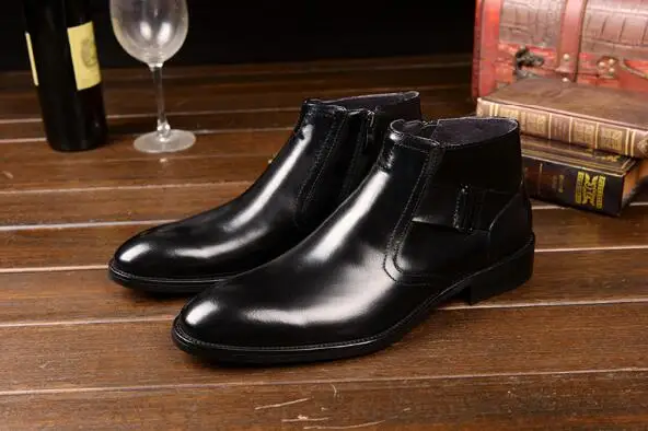 

Martin boots men's autumn and winter boots casual high shoes Brogue carved boots men's boots British shoes