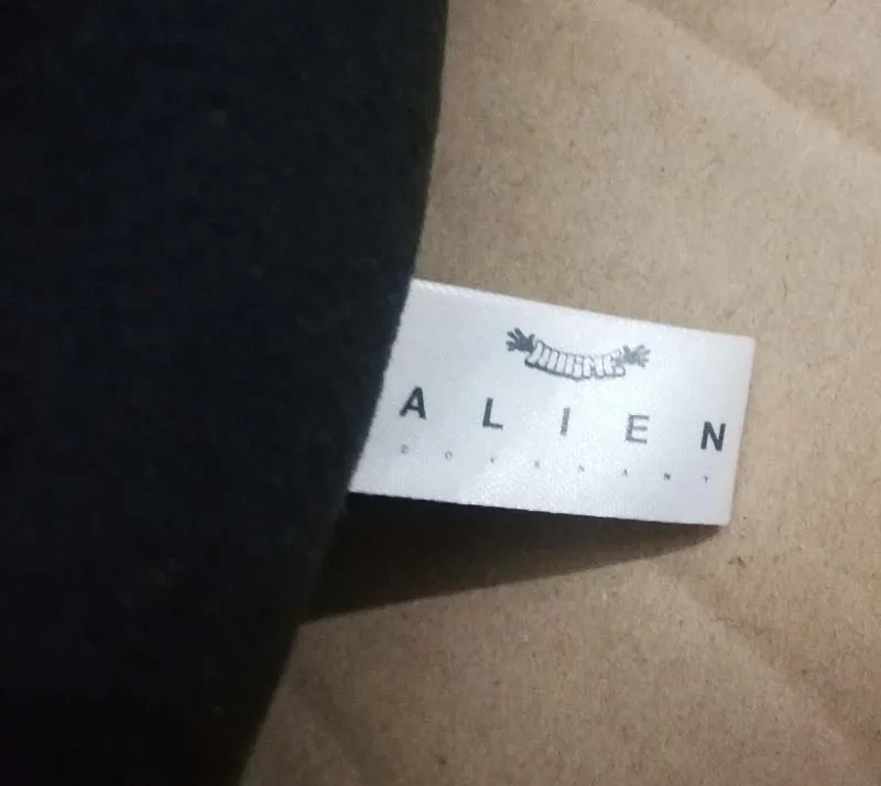 Aliens Xenomorph Hugme 1" Вибрирующая плюшевая кукла