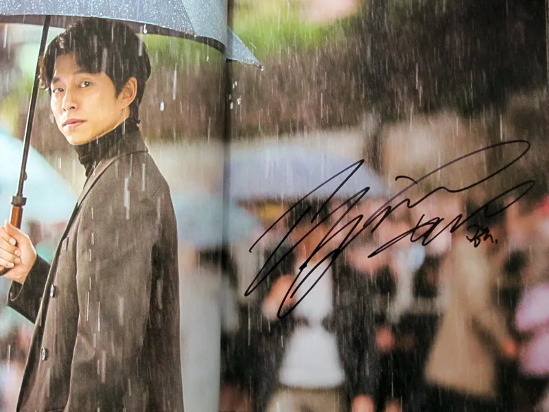 Gong Yoo In Na подписанная автографом Фотокнига Гоблин хранитель: одинокий и большой
